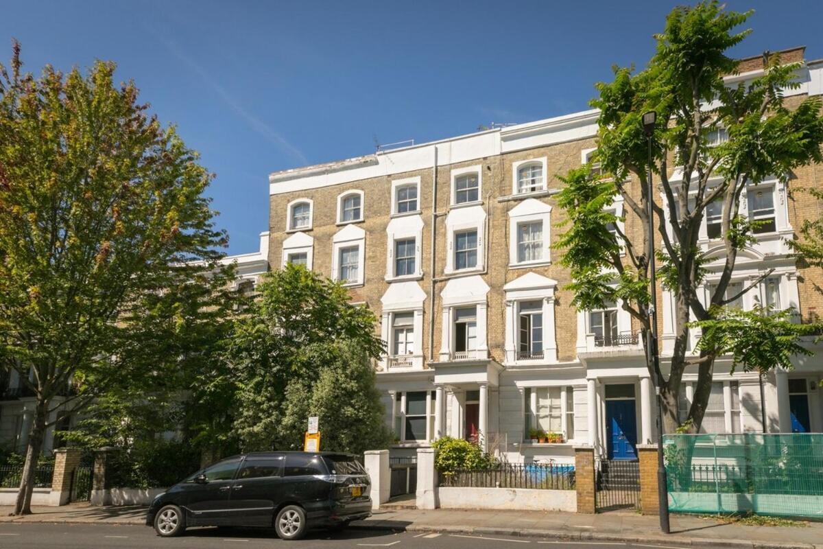 Portobello Road Artistic Studios 'Budget' Лондон Экстерьер фото