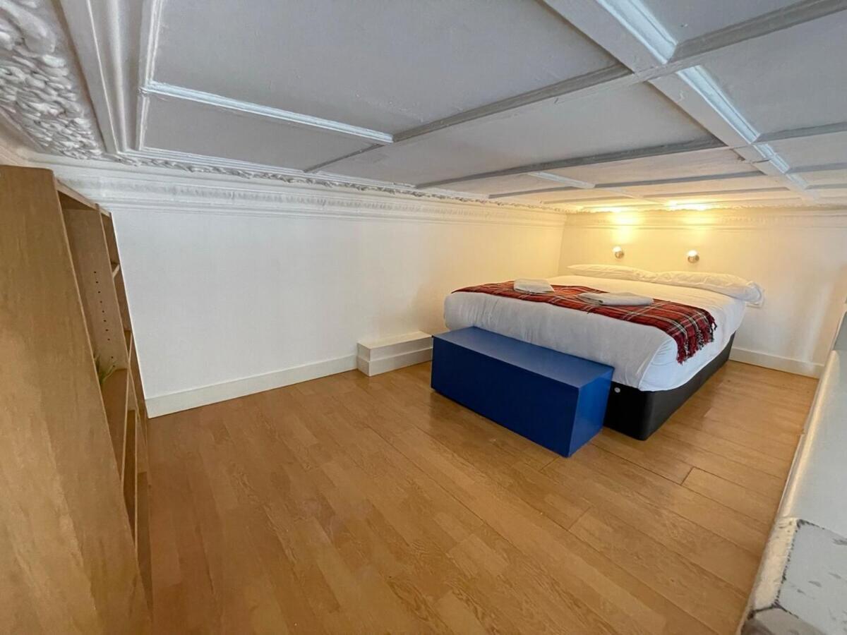 Portobello Road Artistic Studios 'Budget' Лондон Номер фото
